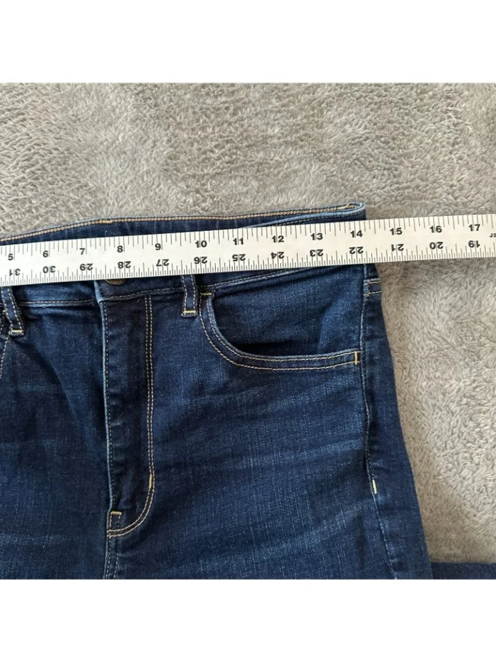 American Eagle Highest Rise Flare Dark Wash Jeans 6 X-Long Tall Stretch